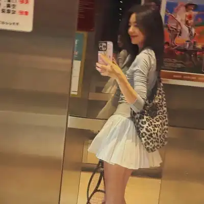 卢思